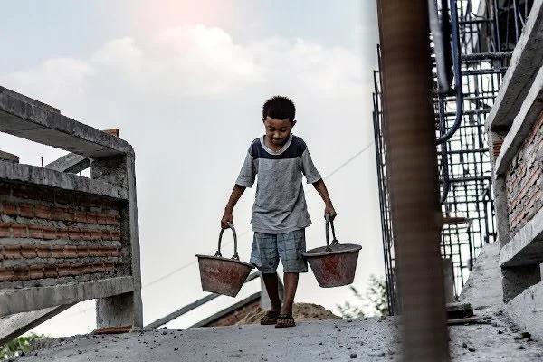 Dia 12 de junho para muitos é só o dia dos namorados, mas também é lembrado pelo dia mundial à luta contra o trabalho infantil