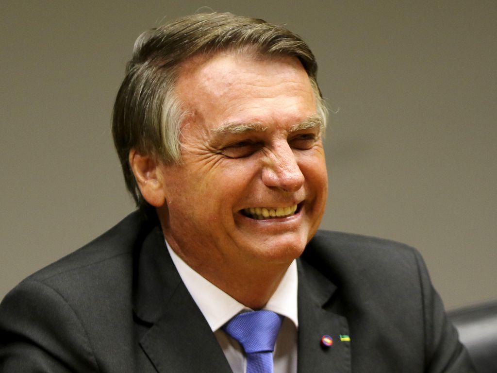 presidente Jair Bolsonaro numa conversa