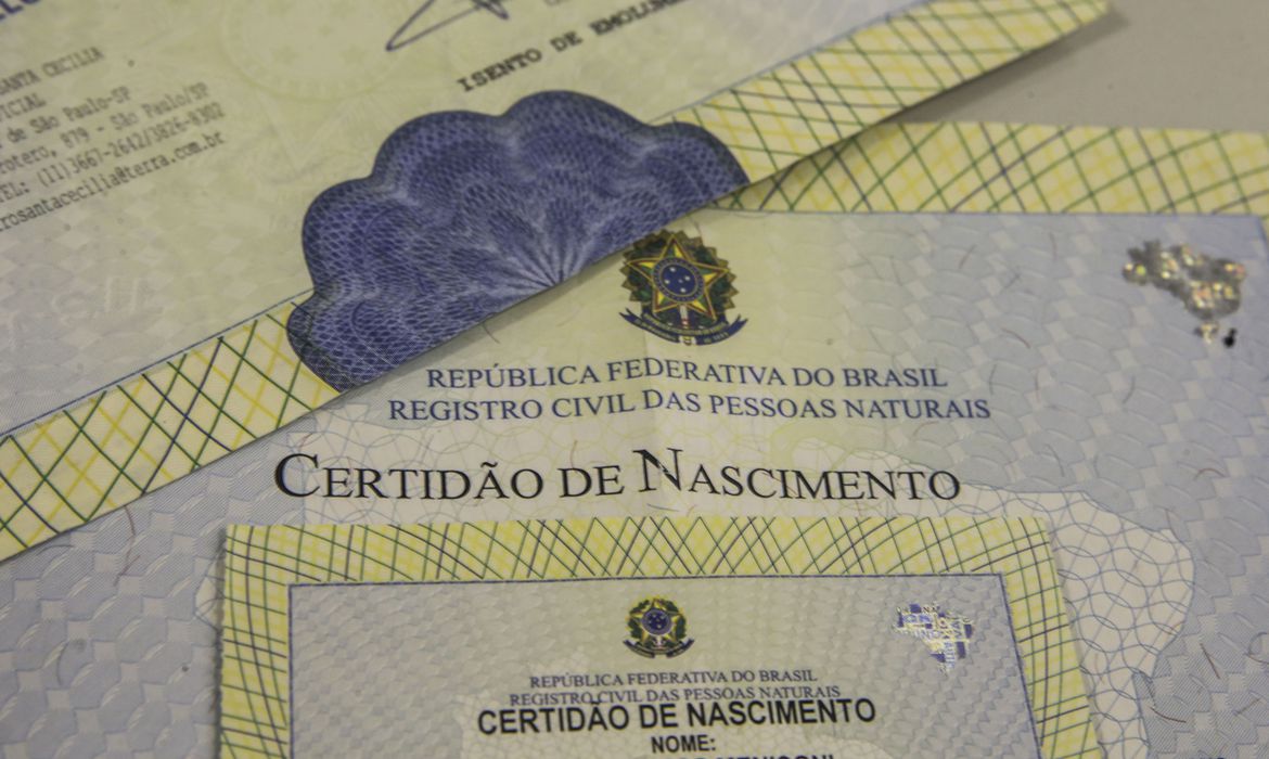 certidao_de_nascimento_registro_civil_mcajr_abr_0403221131