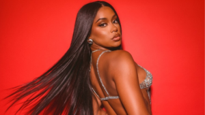 Após sucesso de Melody, REPU anuncia MC Rebecca para segunda edição com atração nacional