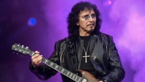 Tony Iommi quebra jejum de duas décadas e anuncia novo álbum solo