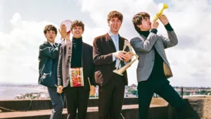 Bastidores dos Beatles revelam primeiras imagens do aguardado projeto de Sam Mendes