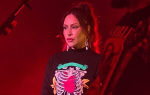 Pitty faz o primeiro acorde de seu novo álbum com “Sobremesa”