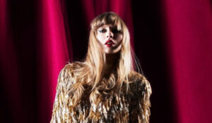 Taylor Swift surpreende fãs com lançamento anunciado de última hora