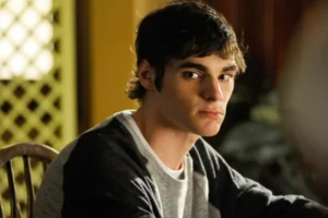 RJ Mitte, ator de ‘Breaking Bad’, morre aos 34 anos